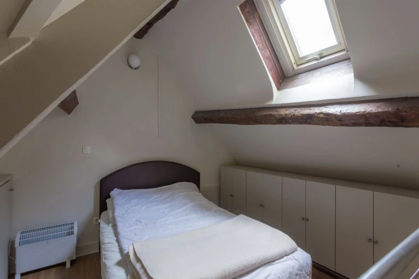 bedroom1