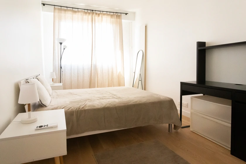 bedroom2.2