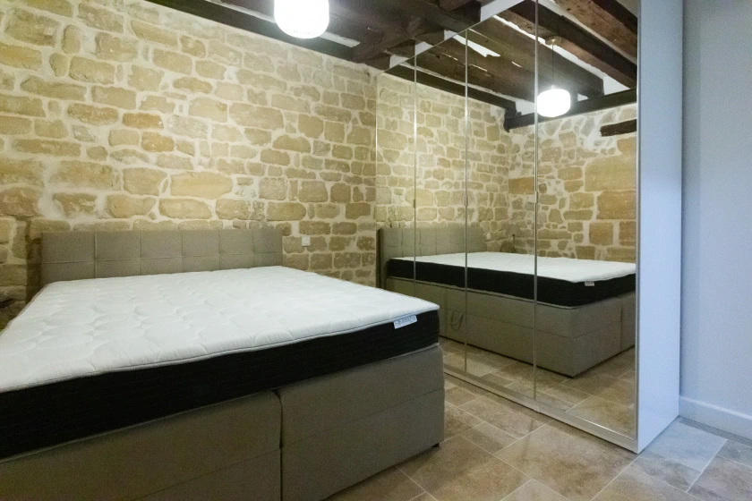 bedroom2